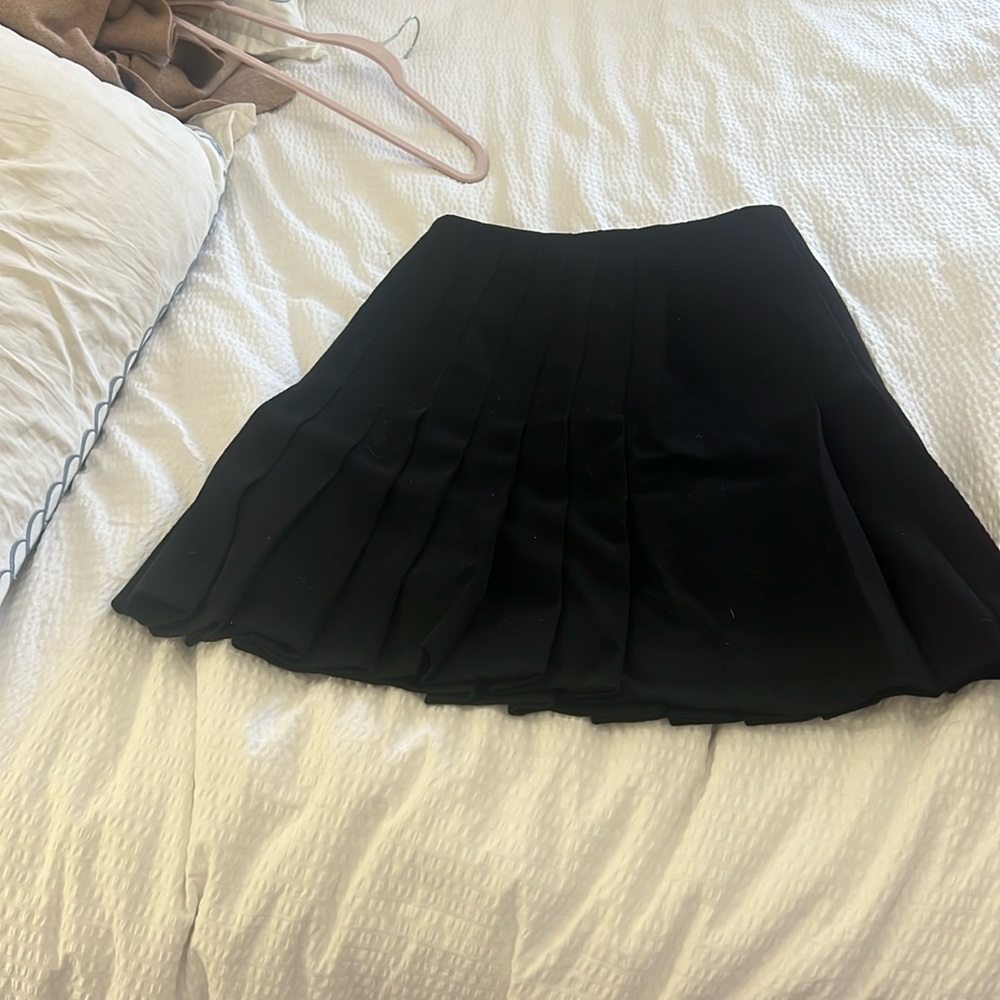 Akris black pleated skirt size 10